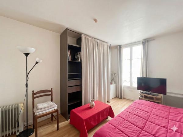 INVESTISSEMENT STRATÉGIQUE : T1 MEUBLÉ + CAVE À ARGENTEUIL