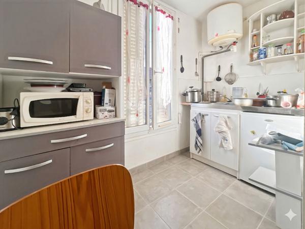 INVESTISSEMENT STRATÉGIQUE : T1 MEUBLÉ + CAVE À ARGENTEUIL
