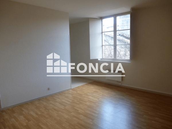 Location Studio 28.04 m² - 28 RUE HOTEL DE VILLE Montauban 82000