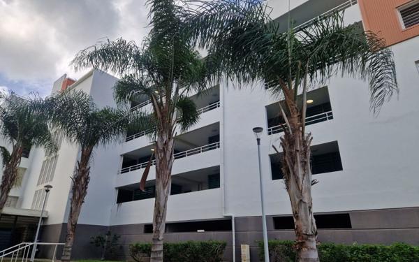 Appartement à vendre    3 pièces •  Fort-de-France