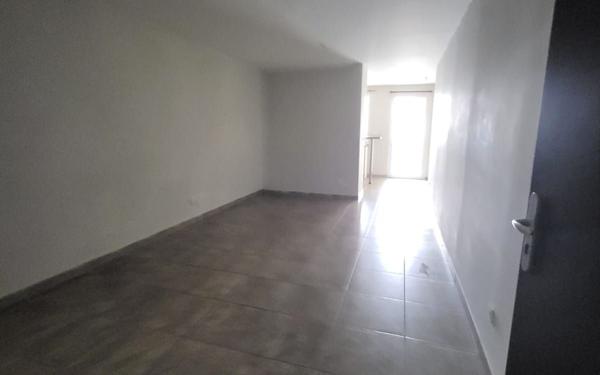 Appartement à vendre    3 pièces •  Fort-de-France