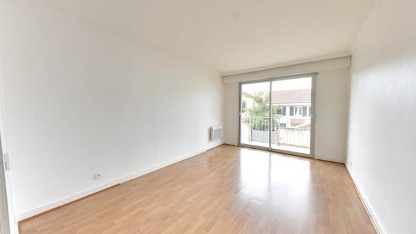Appartement Saint Maur Des Fosses 2 pièce(s) 47.74 m2