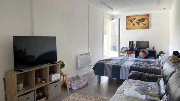 Charmante maison de village à vendre 5 pièces avec jardin à L'ISLE SUR SEREIN (89)