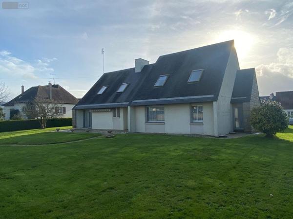 Maison à vendre à Saint-Hilaire-du-Harcouët dans la Manche (50600), ref : 135/80
