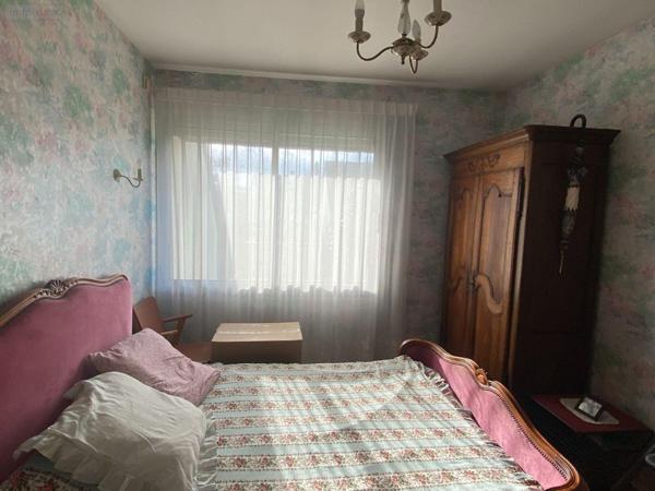 Maison à vendre à Saint-Hilaire-du-Harcouët dans la Manche (50600), ref : 135/80