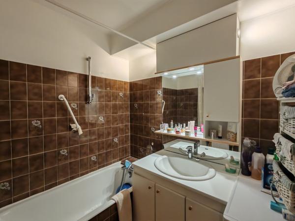 Appartement T2 centre ville DAX 50 m2