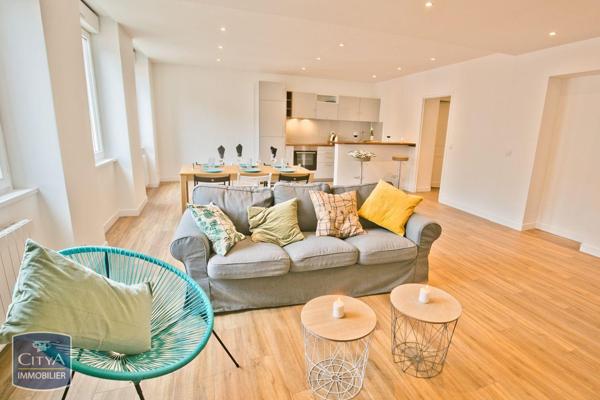Appartement à louer 4 pièces 96.15m² Saint-Étienne (42000)