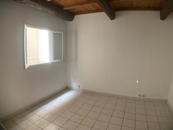 Grand T3 avec mezzanine. Centre Alès