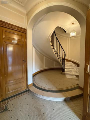 Appartement à rénover à vendre à Paris 15e arrondissement à Paris (75015), ref : PARIS 15 Victor Vaugirard - Parc des Expositions