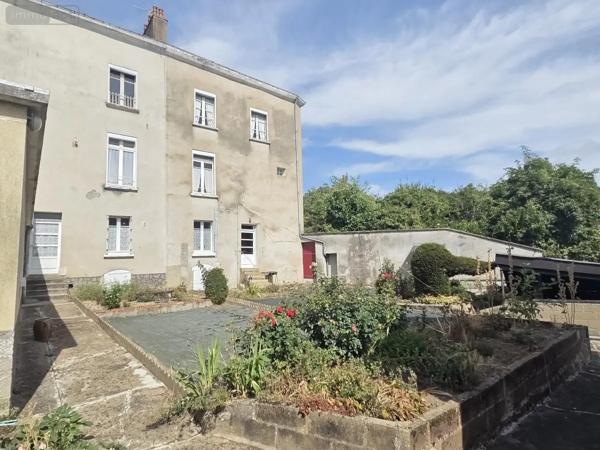 Achat - Immeuble Château-Gontier-sur-Mayenne 53200 170 m 2 221 m 2