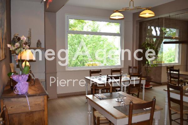 Local Commercial à AMBIALET, 81430 - 11 pièces 400m²