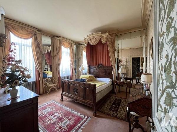 Nouveauté.
Maison bourgeoise de 280 m² habitable située en hyper centre de Boulogne-Sur-Mer of...