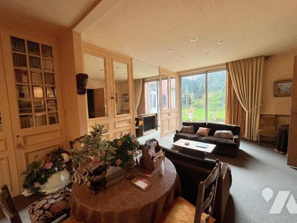 Nouveauté.
Maison bourgeoise de 280 m² habitable située en hyper centre de Boulogne-Sur-Mer of...