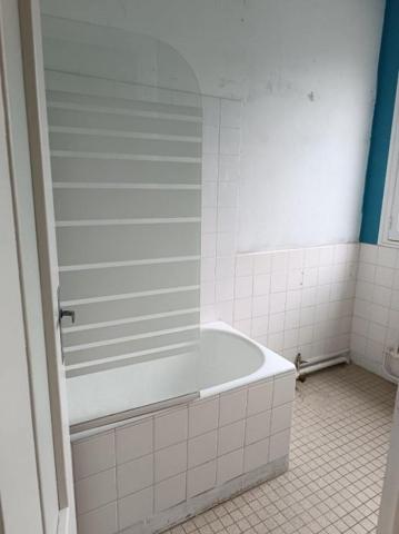 Immeuble Connerré 233 m²