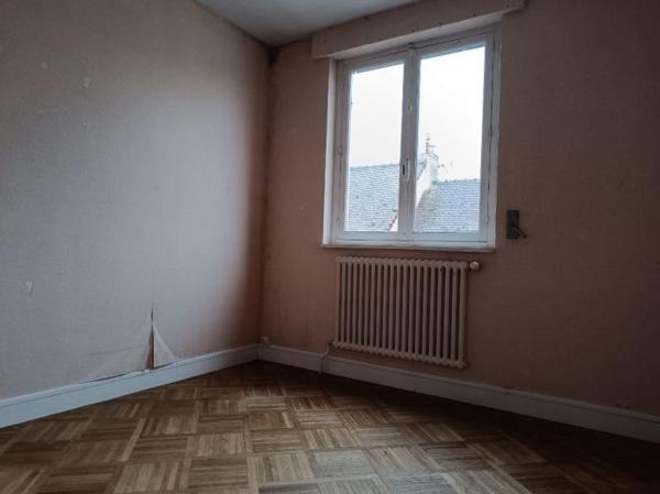 Immeuble Connerré 233 m²