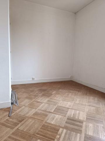 Immeuble Connerré 233 m²