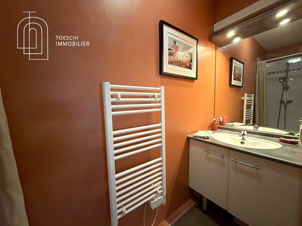 Appartement de standing avec terrasse, jardin et garage