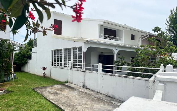 Maison à vendre    4 pièces • 91 m2 Capesterre-Belle-Eau