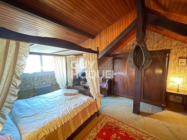 Parentis-en-Born Maison familiale de 199 m² sur 958 m² de terrain