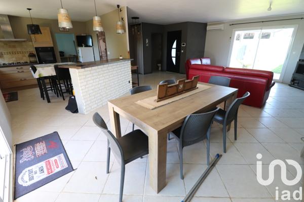 Maison à vendre 6 pièces 125 m² Montguyon