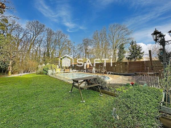 Maison individuelle 4 chambres avec piscine