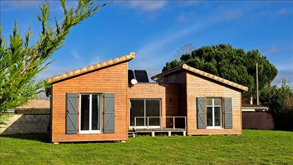 Maison à vendre |  Saint-Seurin-sur-l'Isle |  4 pièces | 99 m²