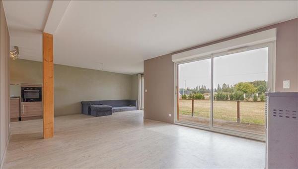 Maison à vendre |  Saint-Seurin-sur-l'Isle |  4 pièces | 99 m²