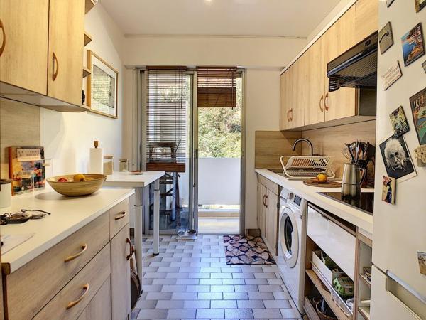 Appartement Golfe-juan 2-3 pièce(s) 54 m2 vue mer