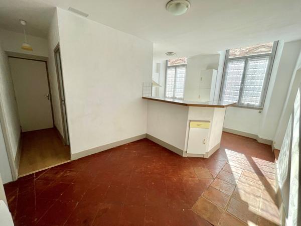 Appartement T3 de 76m² L'Isle-Jourdain centre