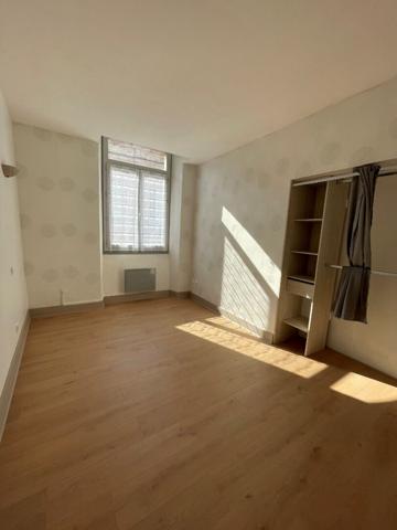 Appartement T3 de 76m² L'Isle-Jourdain centre