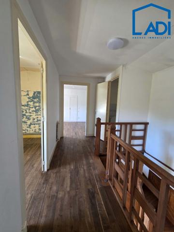 EXCLUSIVITÉ - BELLE PROPRIÉTÉ AVEC FORT POTENTIEL !, Souvigne 79800
