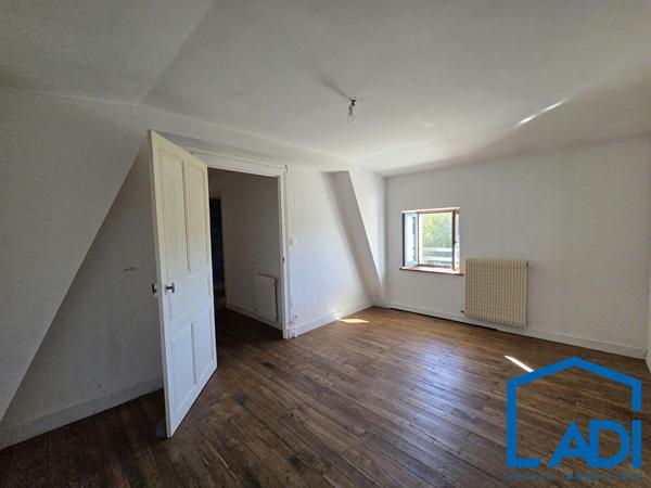 EXCLUSIVITÉ - BELLE PROPRIÉTÉ AVEC FORT POTENTIEL !, Souvigne 79800