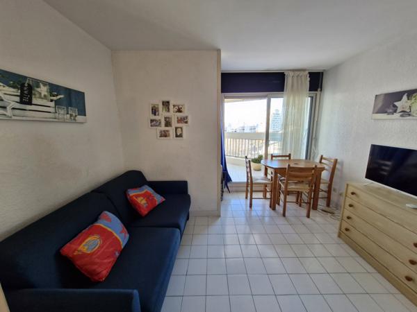 STUDIO CABINE AVEC PARKING DERNIER ETAGE VUE SUR MER La Grande-Motte (34280)