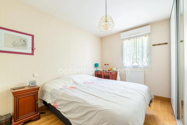 REZE 44400 - SECTEUR RAGON - MAISON CONTEMPORAINE - JARDIN - GARAGE - PARKING - 5 CHAMBRES - BUREAU - BUS C4 LA CARREE