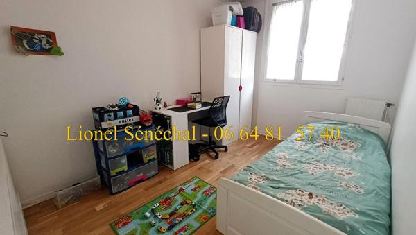 Appartement au RDC avec 2 balcons 4 pièces de 76 m2 secteur Pontlieue avec un accès direct au bord de l' huisne