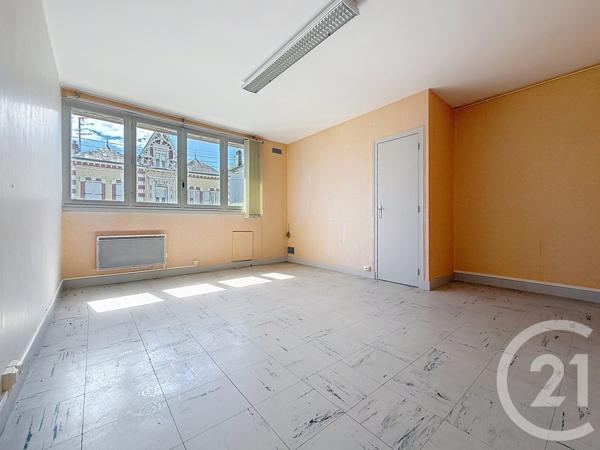 Appartement F1 à vendre  1 pièce - 32,70 m 2   GUERET  - 23
