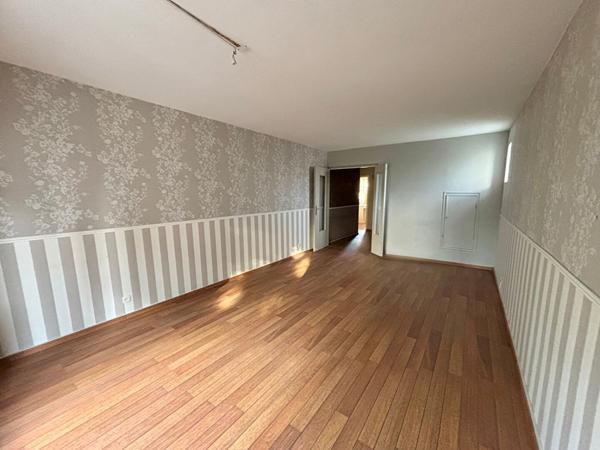 4 pièces 80 m2 - Proche de toutes commodités - OZOIR LA FERRIERE