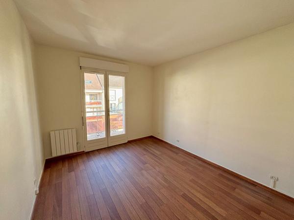 4 pièces 80 m2 - Proche de toutes commodités - OZOIR LA FERRIERE