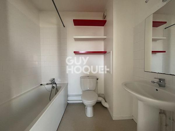 STUDIO 29 M² ? DERNIER ÉTAGE AVEC ASCENSEUR ? RÉSIDENCE SÉCURISÉE