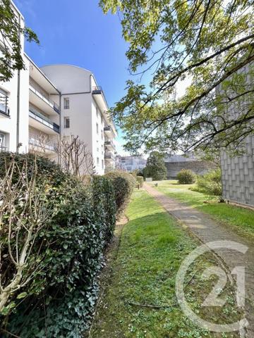Appartement F1 à vendre  1 pièce - 28,42 m2 ORLEANS - 45