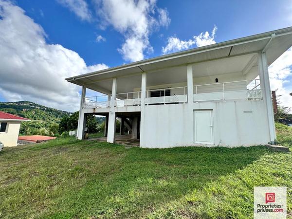 NOUVEAUTÉ - EXCLUSIVITÉ : Villa de standing très récente - Grand T3 + immense terrasse - Vaste RDC aménageable - Vue dégagée