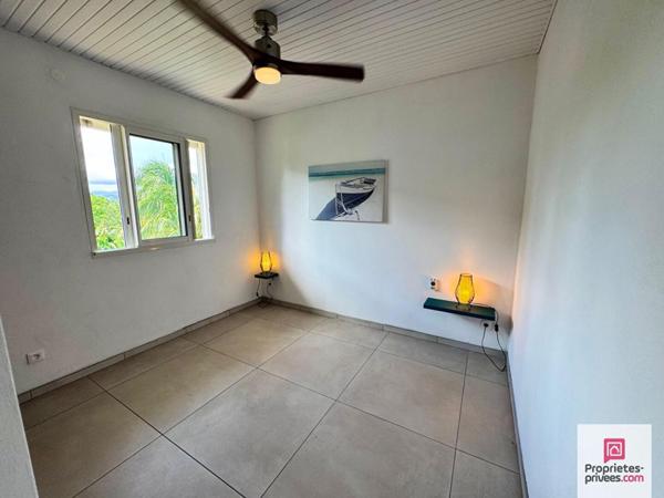 NOUVEAUTÉ - EXCLUSIVITÉ : Villa de standing très récente - Grand T3 + immense terrasse - Vaste RDC aménageable - Vue dégagée