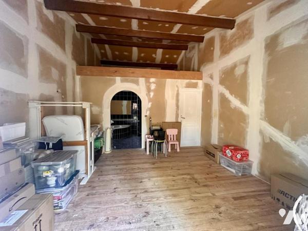 Villa Type 6 – 5 Chambres sur 1 250 m² de Terrain Arboré