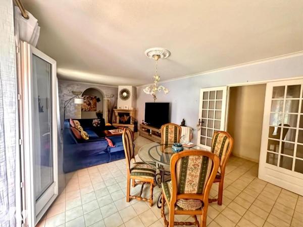 Villa Type 6 – 5 Chambres sur 1 250 m² de Terrain Arboré