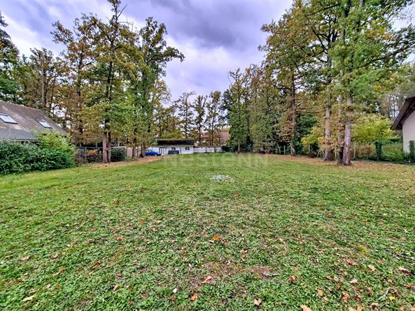 Maison Lamorlaye 5 pièce(s) environ 200M² + dépendances