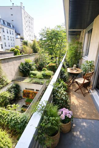 Appartement
         1 pièce
        - 28 m² 273 000 € *