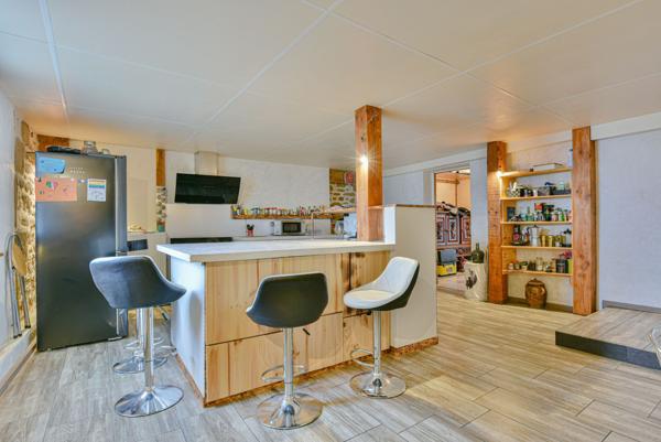 Maison 8 pièces - 224 m² Exclusivité efficity