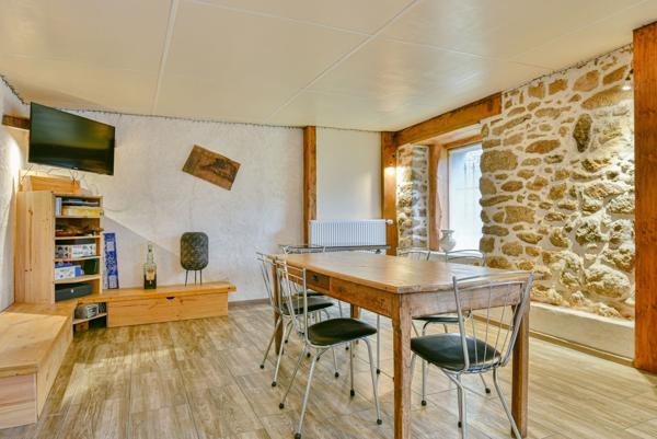 Maison 8 pièces - 224 m² Exclusivité efficity