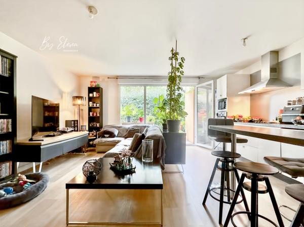 Appartement F3 à vendre – Rez-de-jardin – 140 m² jardin privatif – Résidence récente – Chessy Bourg – 2 parkings en sous-sol