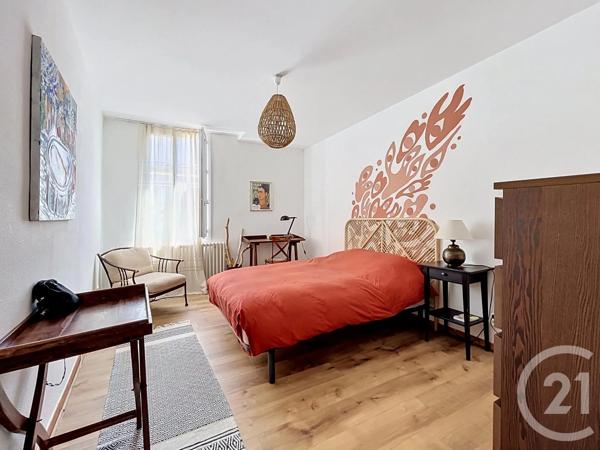 Appartement F4 à vendre  4 pièces - 84,55 m 2   AVIGNON  - 84